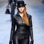 Уход за кожаной одеждой