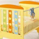 Чем покрасить детскую деревянную кроватку?