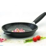 Какая сковорода самая лучшая и безопасная?