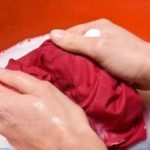 Как вывести застарелые пятна с одежды?
