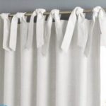 Как повесить потолочный карниз для штор?