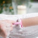 Как убрать раздражение после бритья?