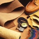 Вывод пятен на кожаном изделии