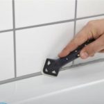 Чем удалить силиконовый герметик с ванной?