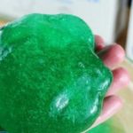 Как сделать лизуна из кондиционера для белья?