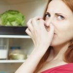 Как убрать неприятный запах в квартире в домашних условиях?