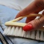 Как вывести масляное пятно с одежды в домашних условиях?