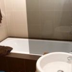 Как убрать засор в ванной в домашних условиях?