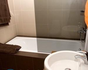 Как убрать засор в ванной в домашних условиях?