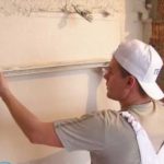 Как клеить гипсокартон на стену?